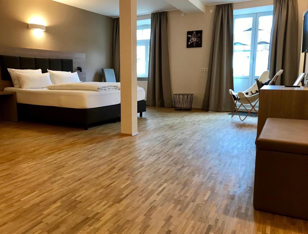 Gasthaus Schwan Риденбург Екстериор снимка